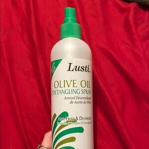 Olive Oil Detangling Spray - Green